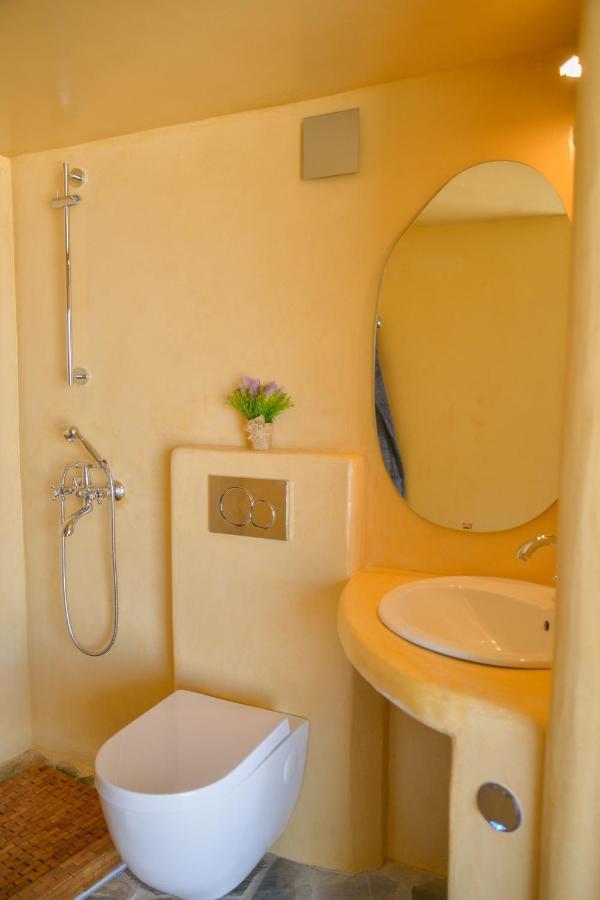 Villa Valeria's House Adamantas (Milos)